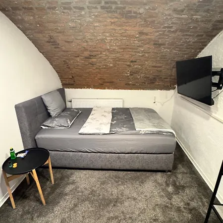 Monteurzimmer Wg Kurzzeitvermietung Monteurzimmer בית אירוח