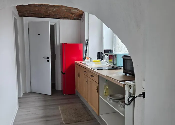 Monteurzimmer Wg Kurzzeitvermietung Monteurzimmer منزل للإقامة