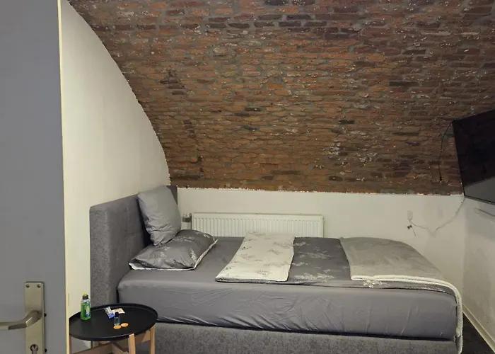 Monteurzimmer Wg Kurzzeitmieter *in Düren - Eifel